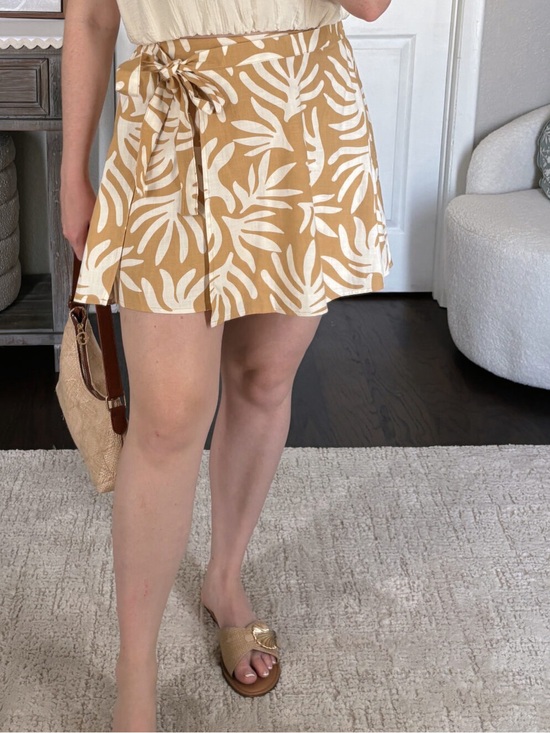 a new day Dresses & Skirts - a new day Tan and White Leaf-Print Tie-Waist Mini Skirt Var Sizes | NWT